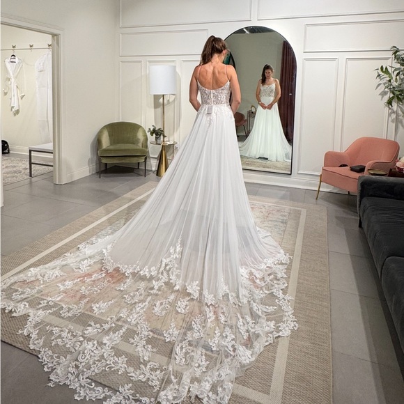 Justin Alexander Dresses & Skirts - Lillian West 66200 Wedding Dress
